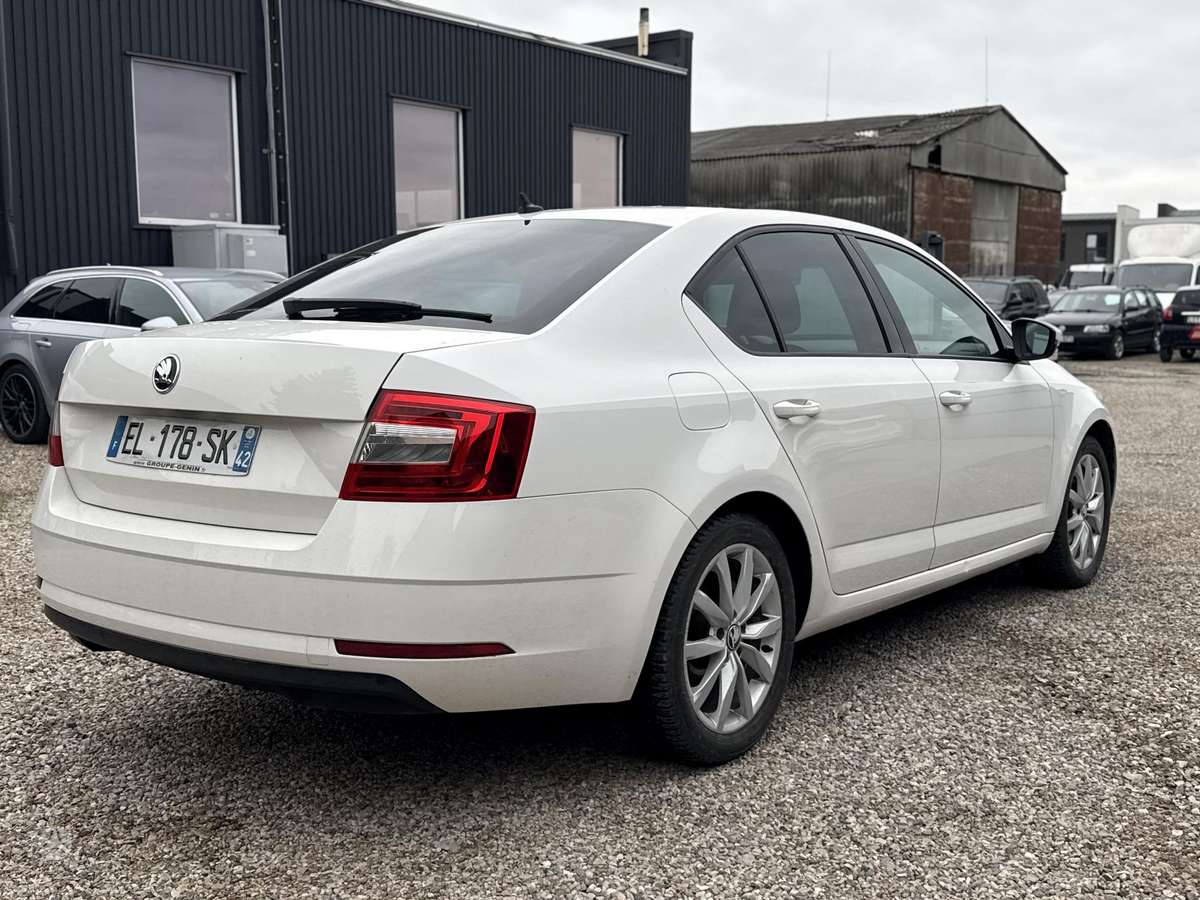 Skoda Octavia, 1.6 l., hatchback