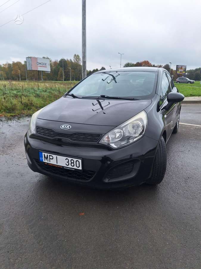 Kia Rio, 1.3 l., Хэтчбек