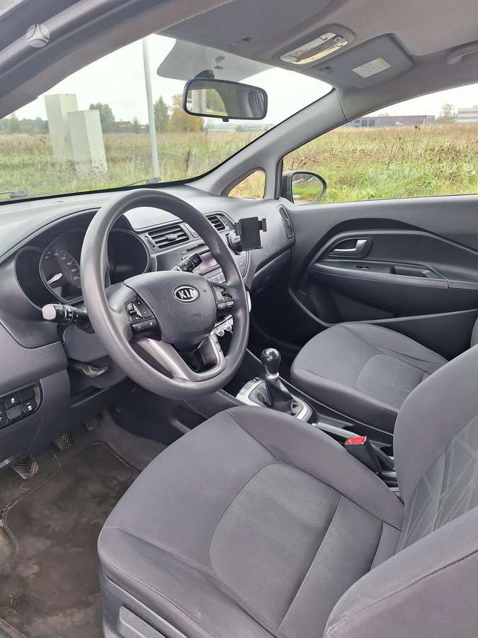 Kia Rio, 1.3 l., Хэтчбек