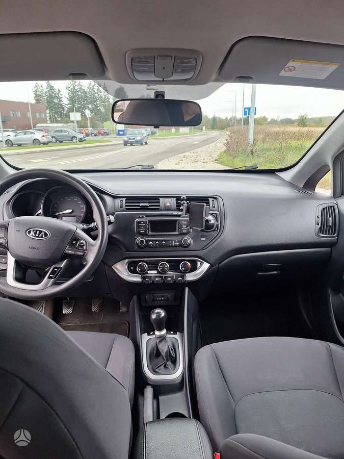 Kia Rio, 1.3 l., Хэтчбек
