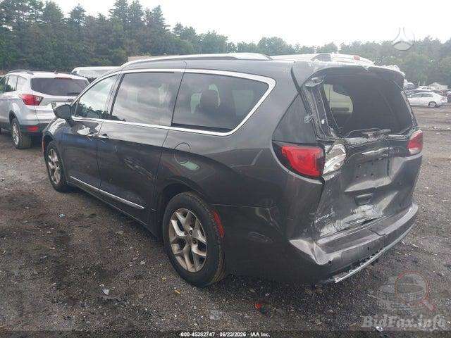 Chrysler Pacifica по частям