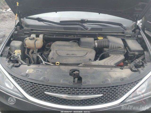 Chrysler Pacifica по частям
