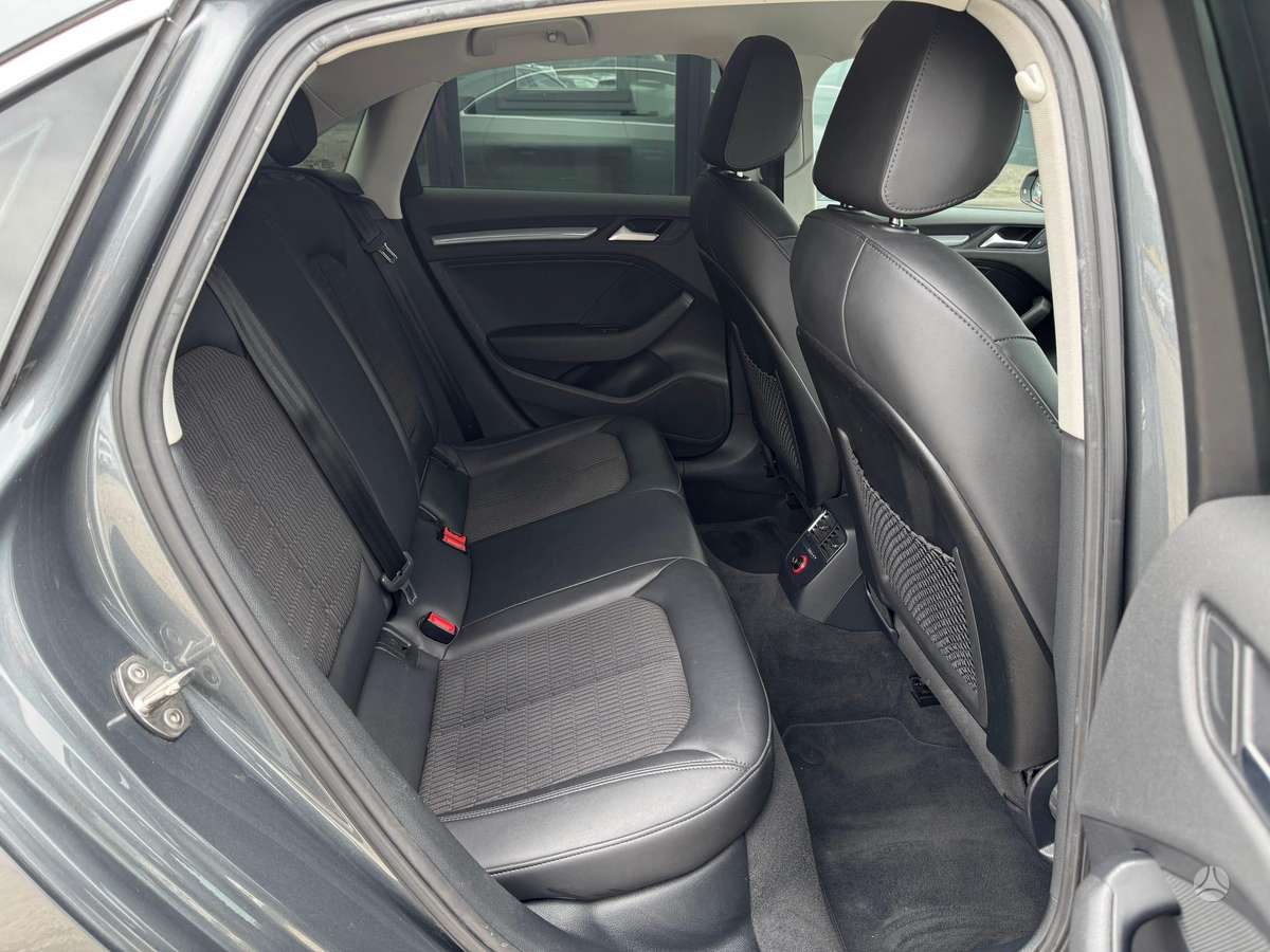 Audi A3, 1.4 l., Седан