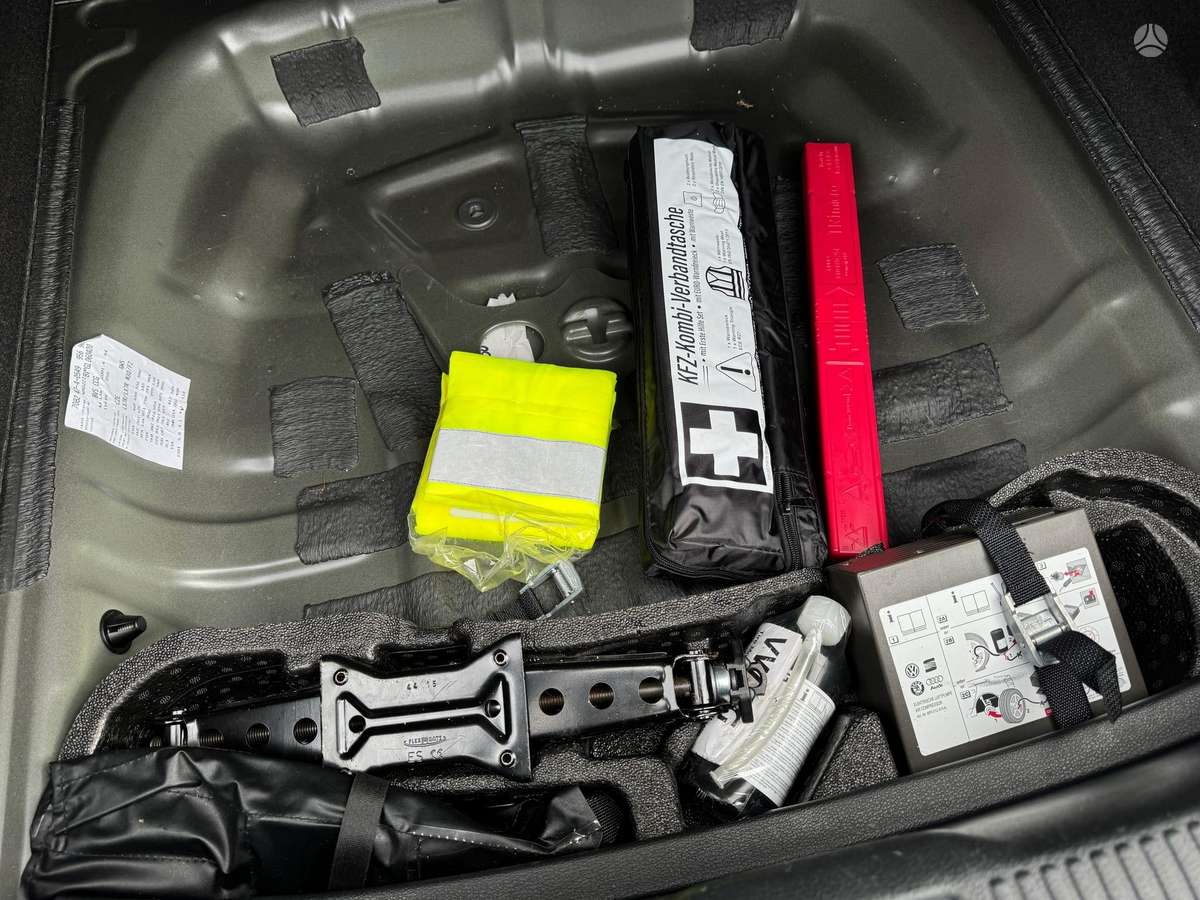 Audi A3, 1.4 l., Седан