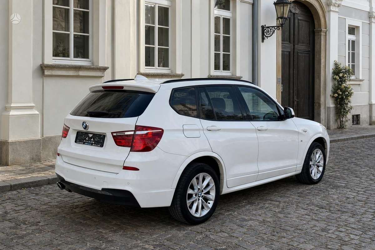 BMW X3, 3.0 l., off-road / crossover