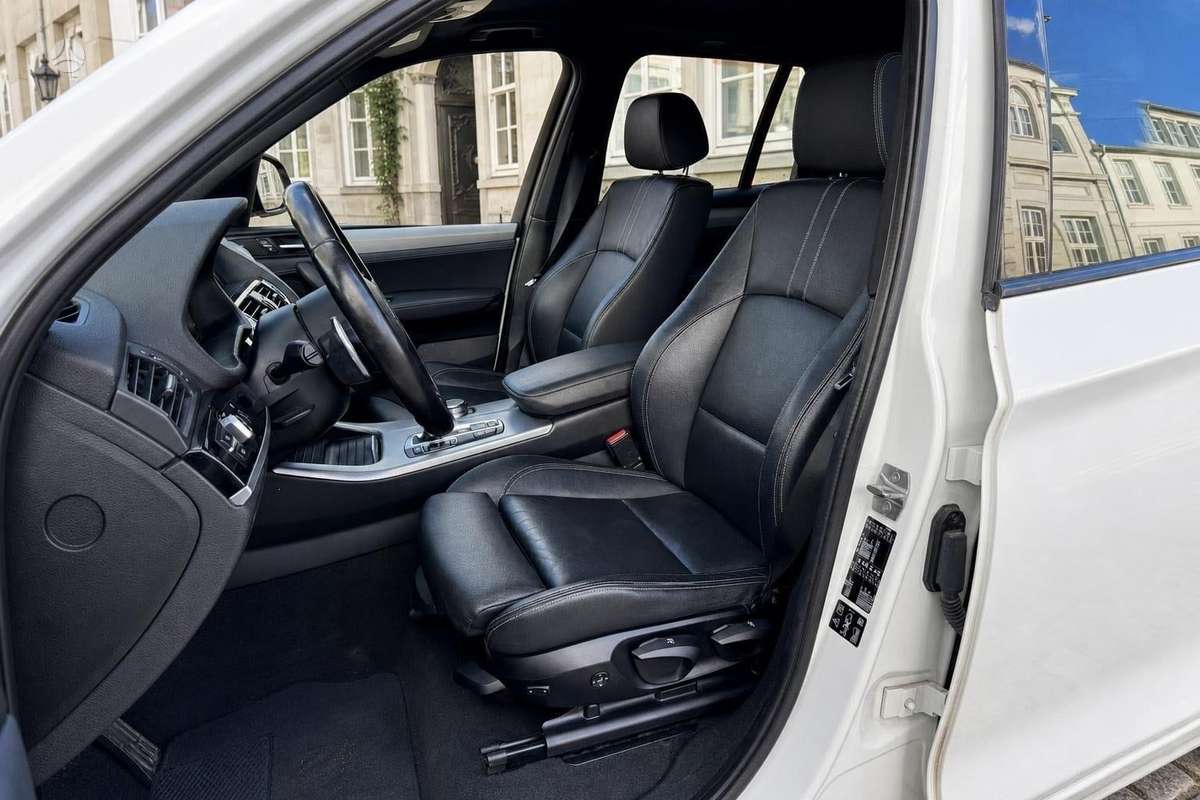 BMW X3, 3.0 l., off-road / crossover