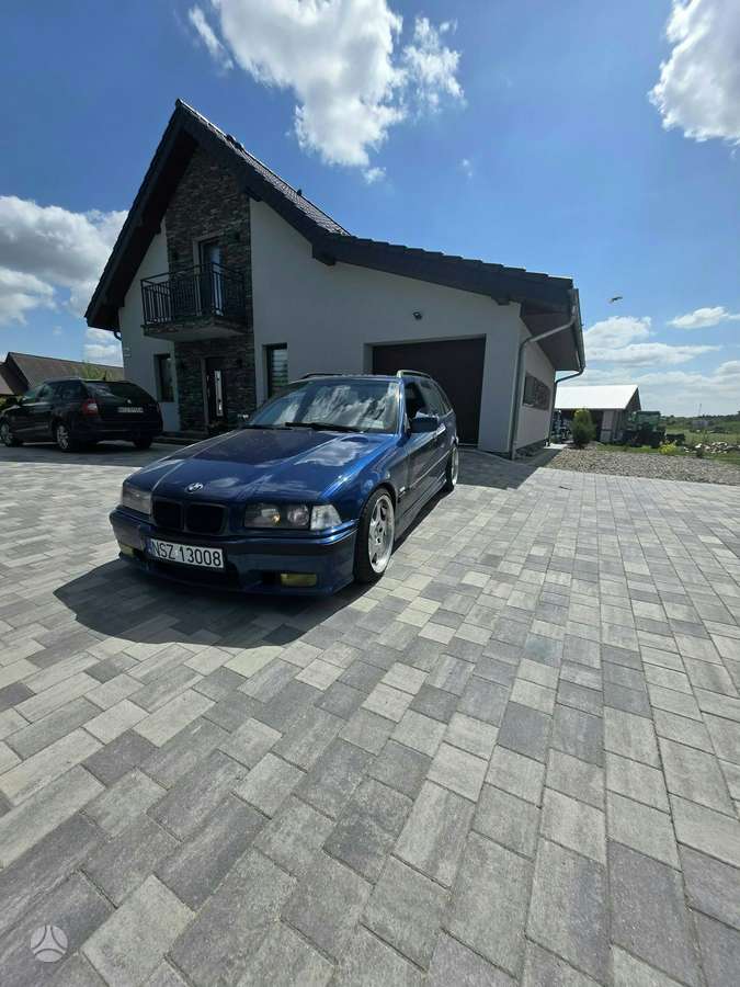 BMW 320, 2.0 l., wagon