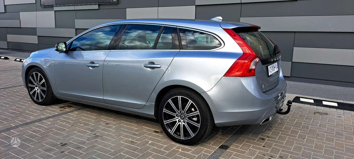 Volvo V60, wagon