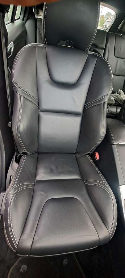 Volvo V60, Универсал