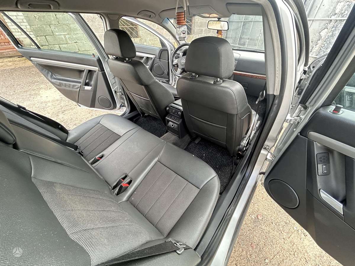 Opel Vectra, 2.2 l., Универсал