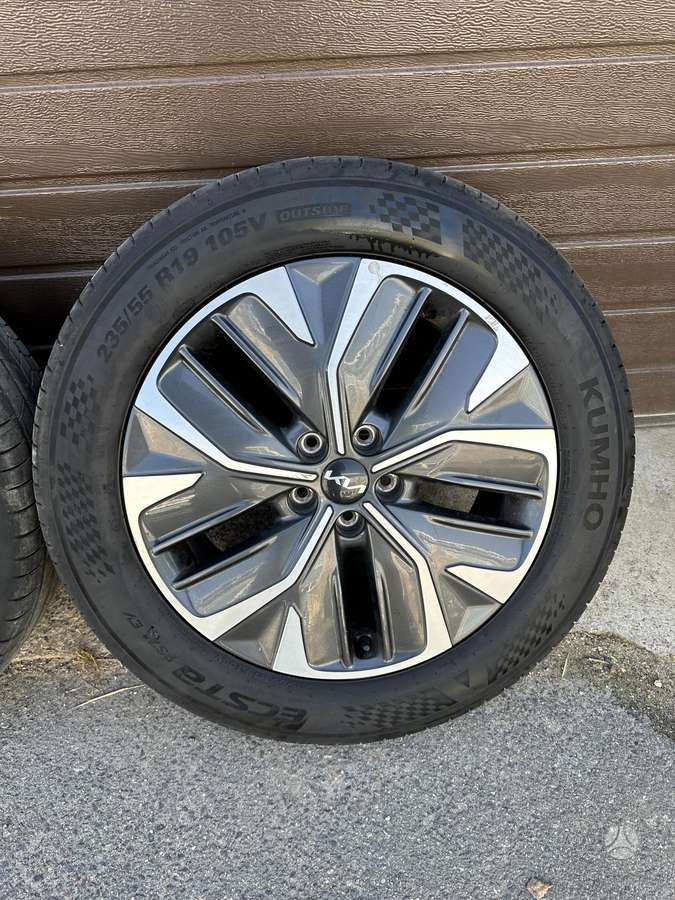KIA EV6, light alloy, R19