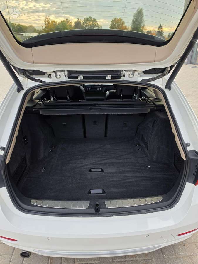 BMW 320, 2.0 l., wagon