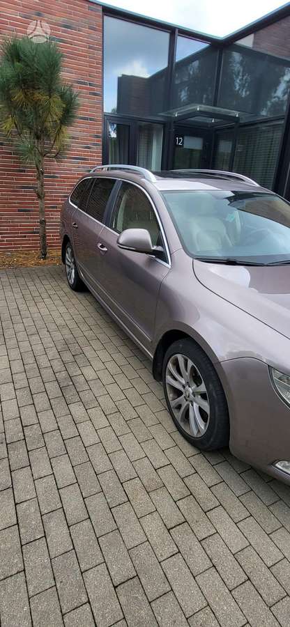 Skoda Superb, 2.0 l., universalas