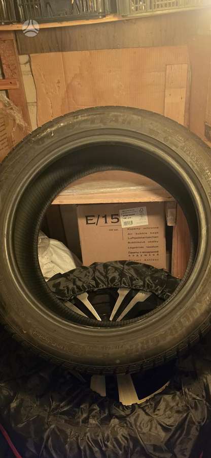 Goodyear UltraGrip 8 Performance, всесезонные 245/45 R18