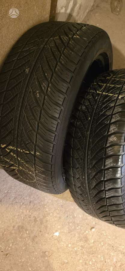Goodyear UltraGrip 8 Performance, всесезонные 245/45 R18