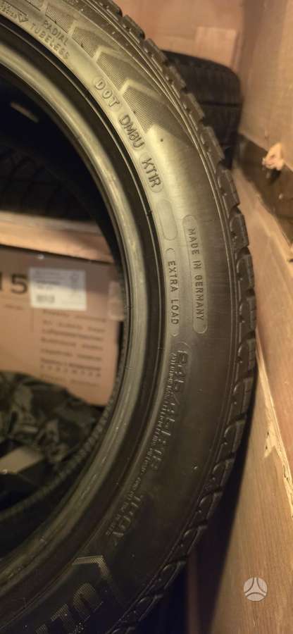 Goodyear UltraGrip 8 Performance, всесезонные 245/45 R18