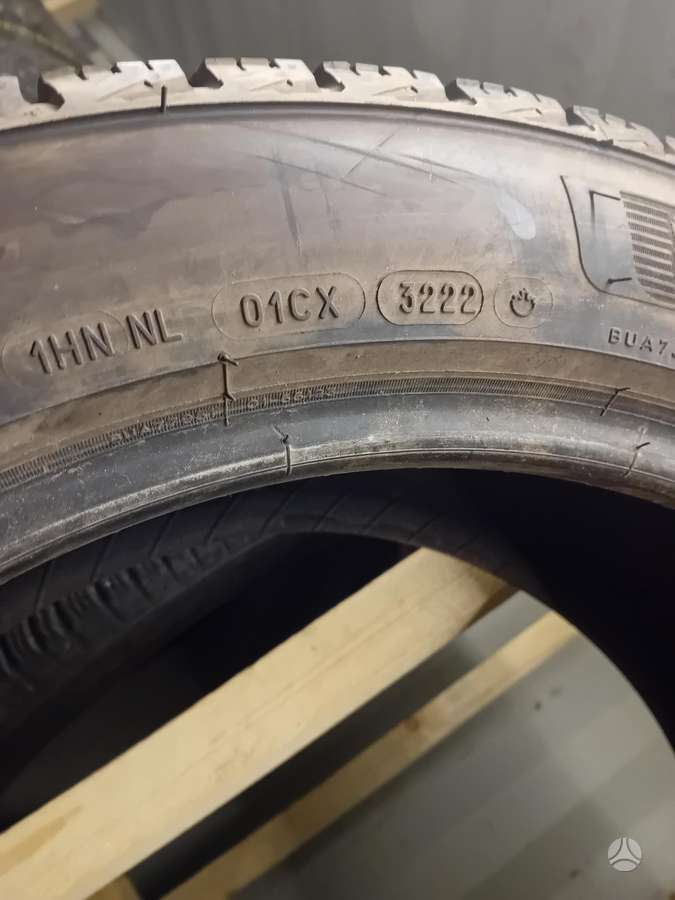 Nokian, winter 255/45 R19