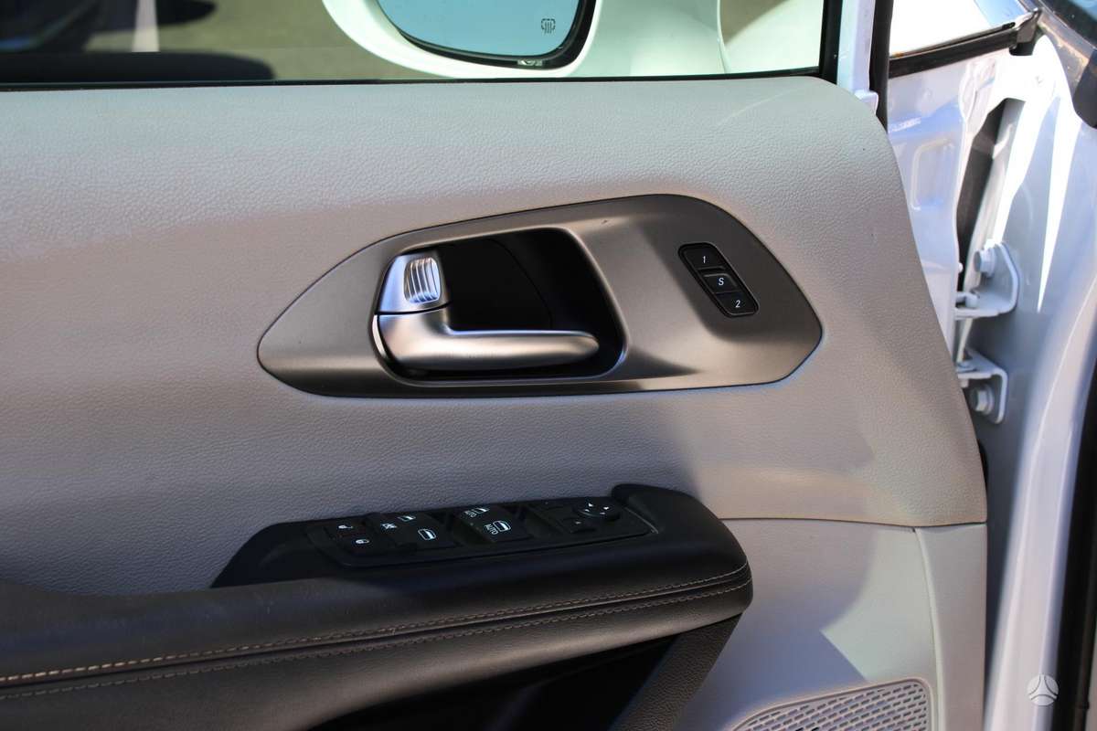 Chrysler Pacifica, 3.6 l., mpv / minivan
