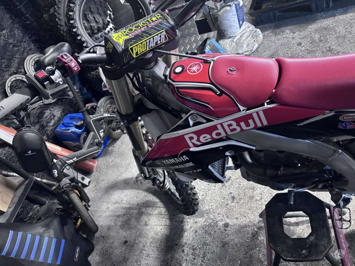 Yamaha YZ 450cc, motocross
