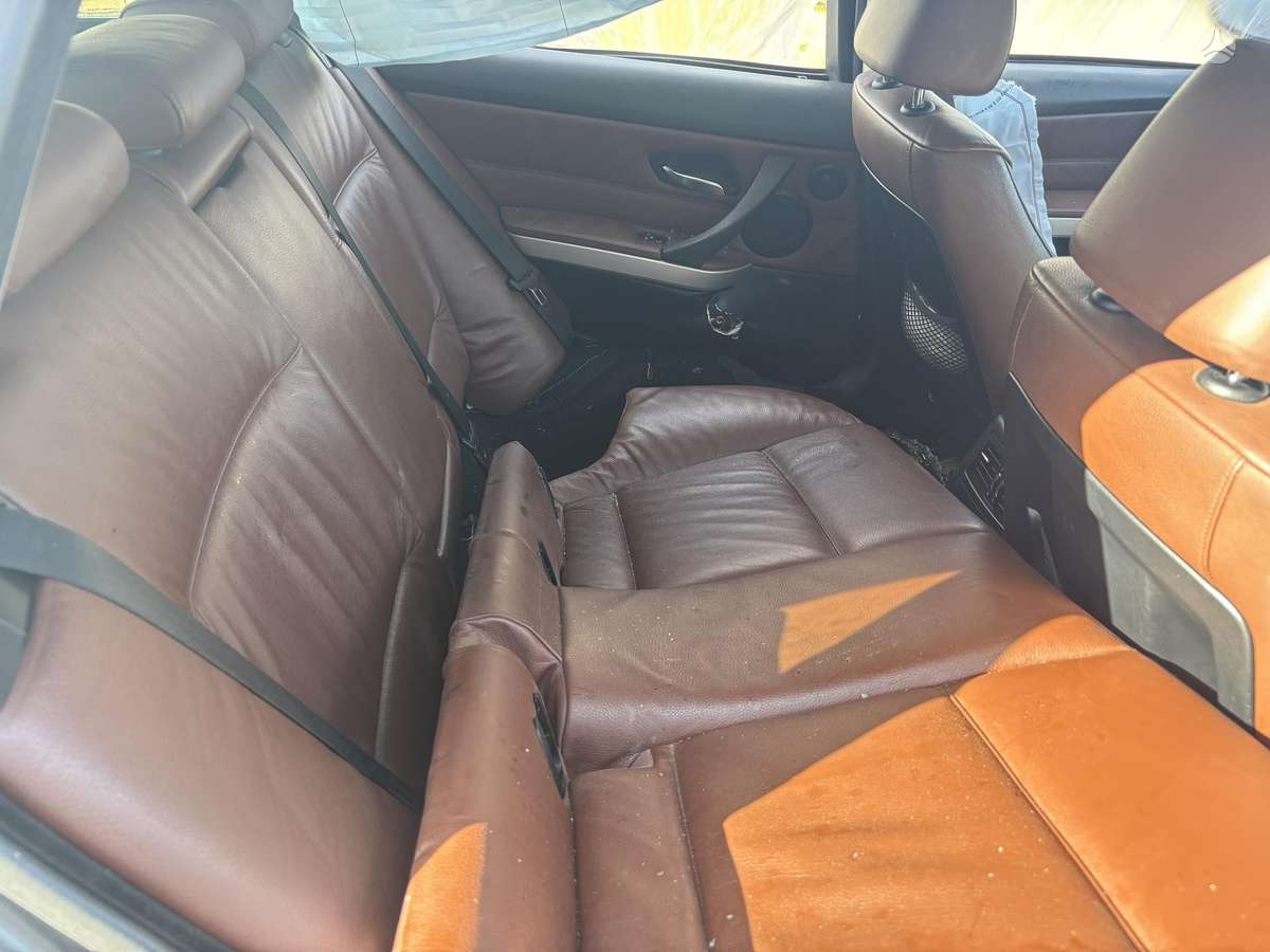 BMW 320 по частям. Spalvos kodas a52