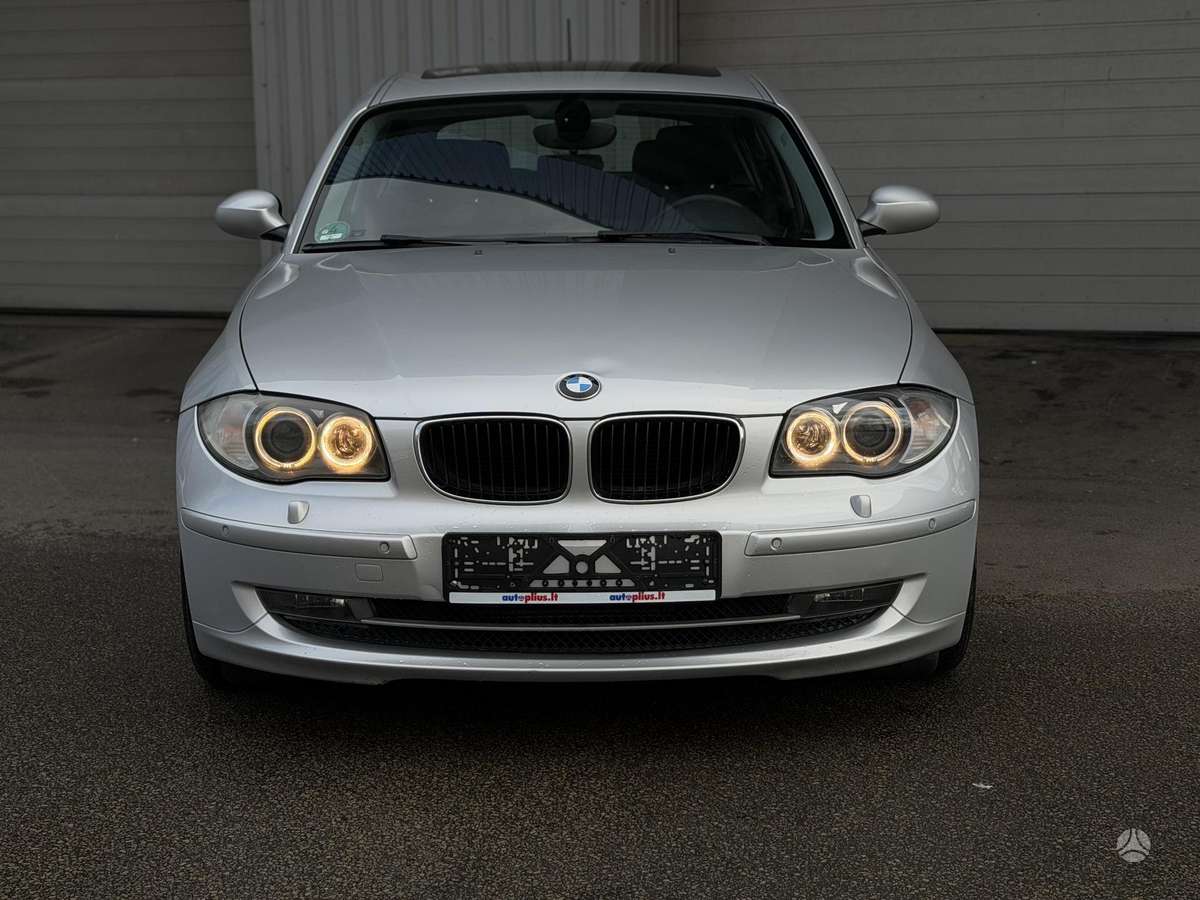 BMW 118, 2.0 l., Хэтчбек