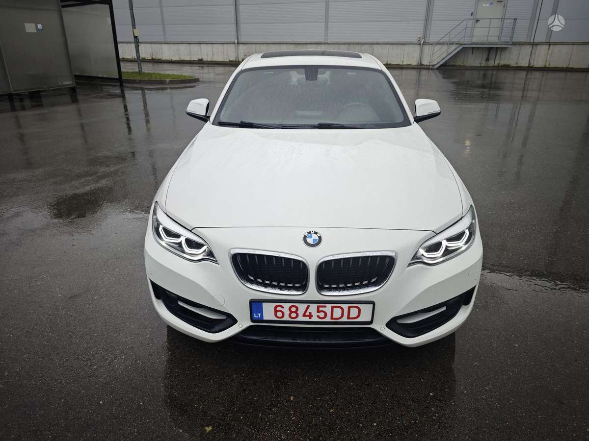 BMW 228, 2.0 l., Купе (coupe)