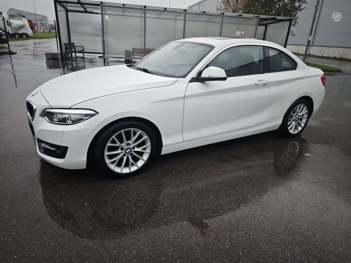 BMW 228, 2.0 l., Купе (coupe)