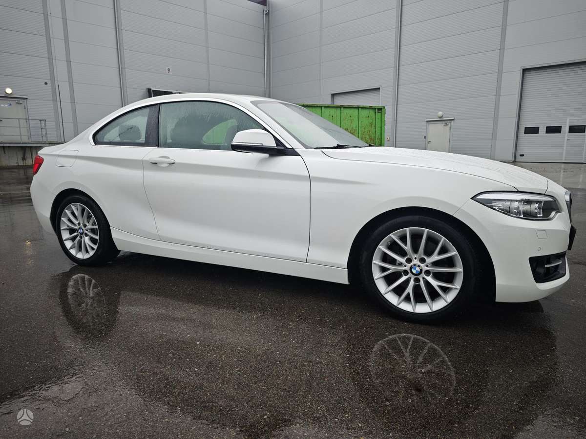 BMW 228, 2.0 l., Купе (coupe)