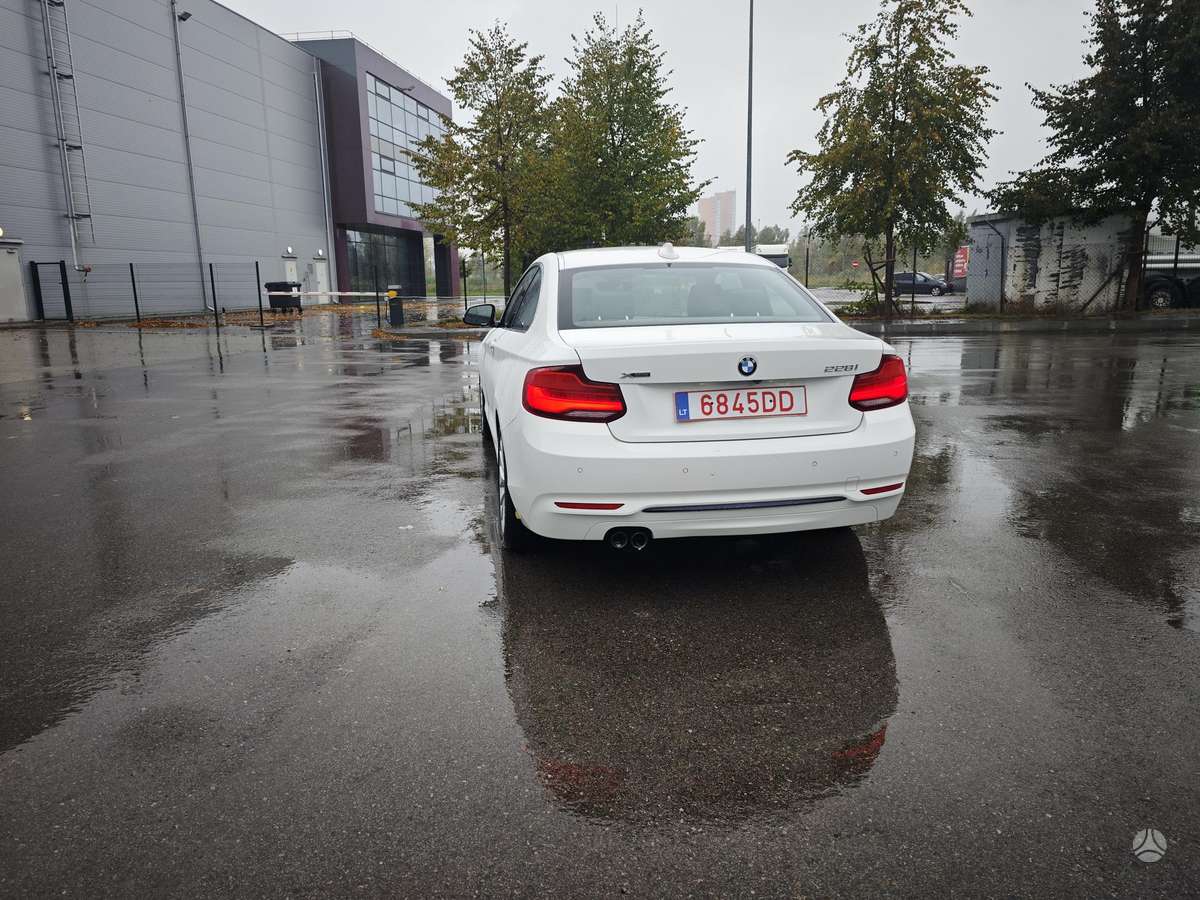 BMW 228, 2.0 l., coupe