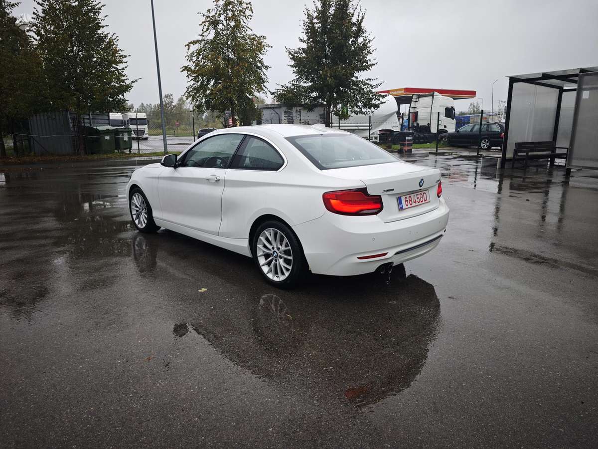 BMW 228, 2.0 l., Купе (coupe)