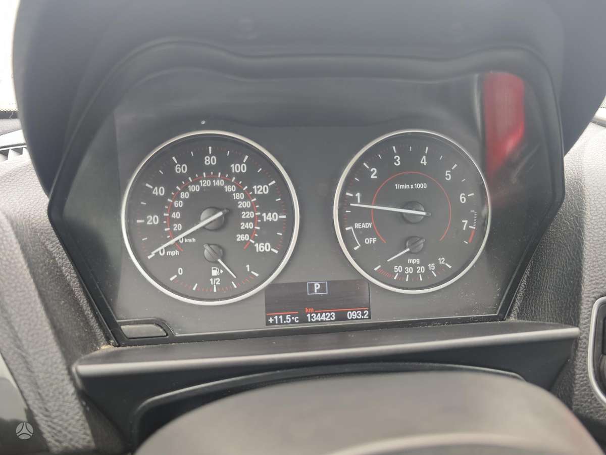 BMW 228, 2.0 l., Купе (coupe)