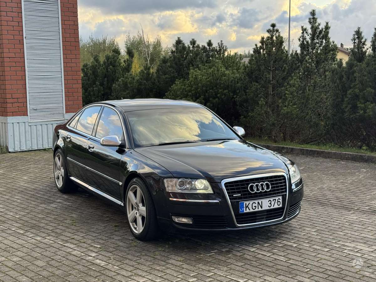 Audi A8, 4.2 l., Лимузин