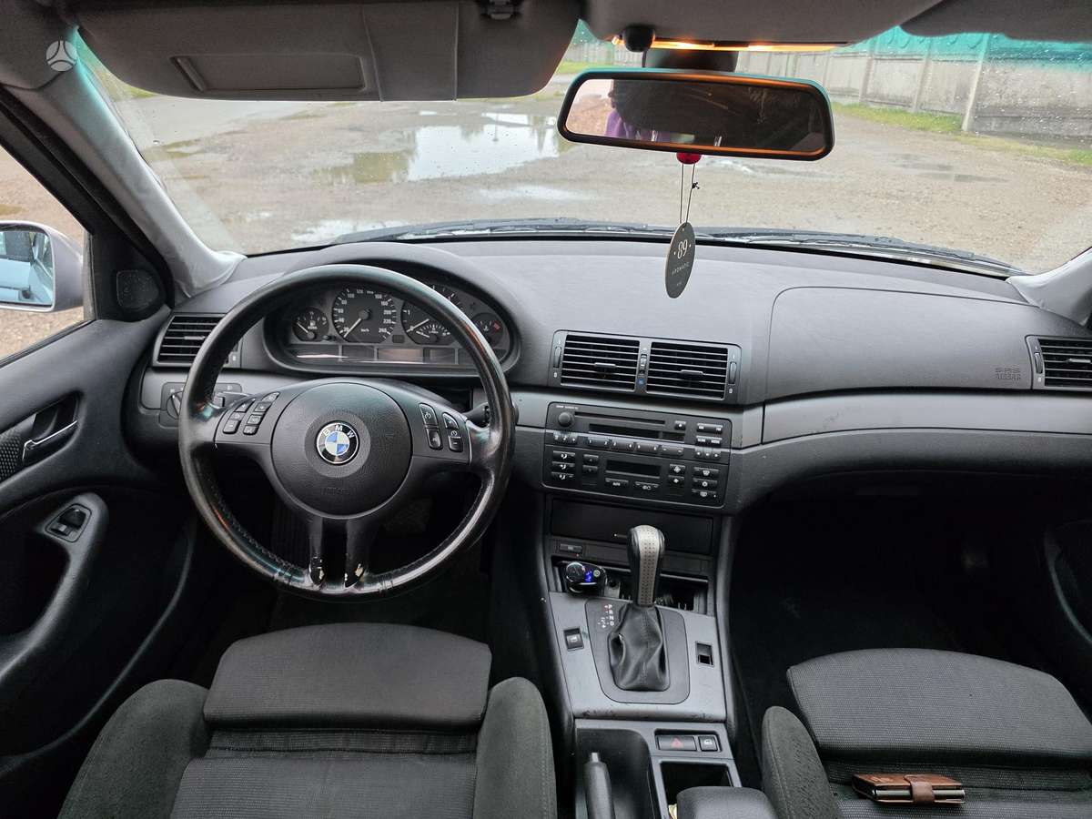 BMW 318, 2.0 l., universalas