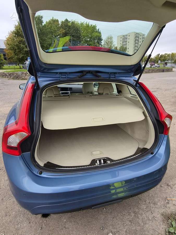 Volvo V60, 2.0 l., Универсал