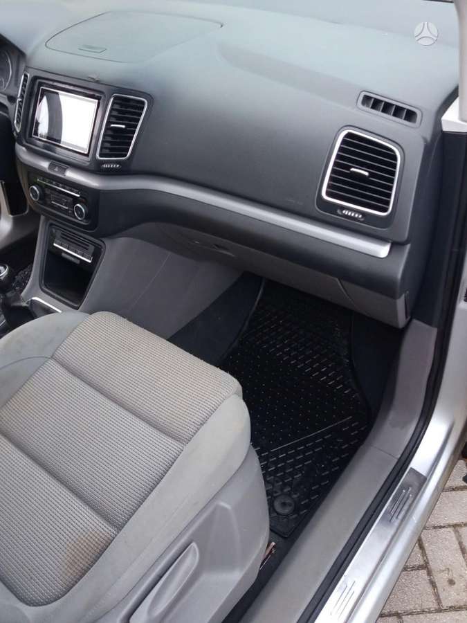 Volkswagen Sharan, Минивэн