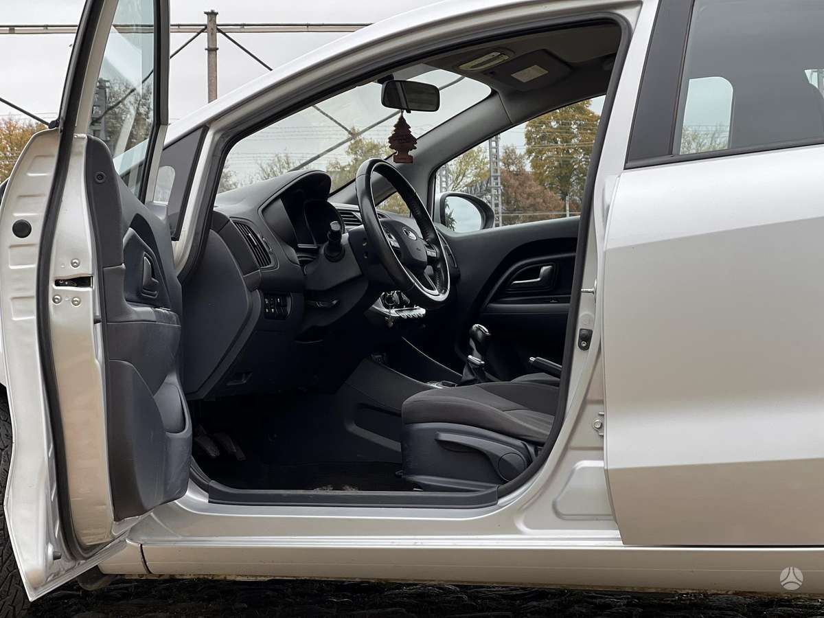 Kia Rio, 1.1 l., Седан