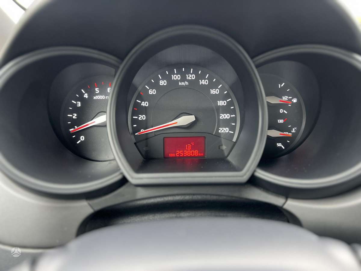 Kia Rio, 1.1 l., Седан