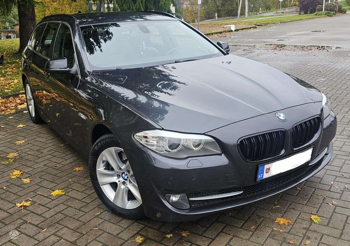 BMW 520, 2.0 l., universalas