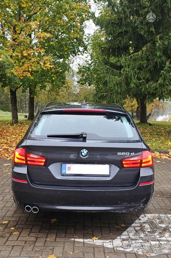 BMW 520, 2.0 l., wagon