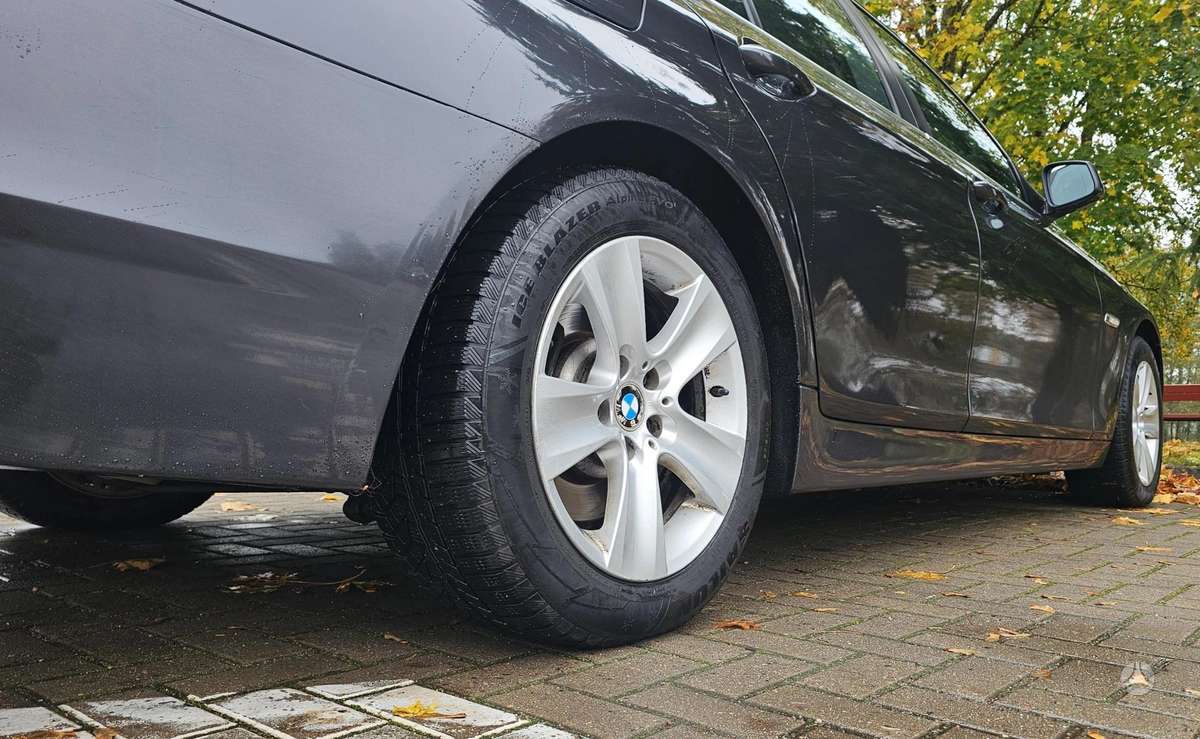 BMW 520, 2.0 l., universalas