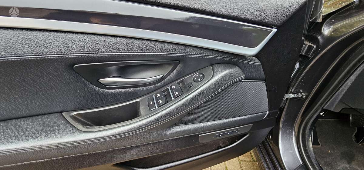 BMW 520, 2.0 l., wagon