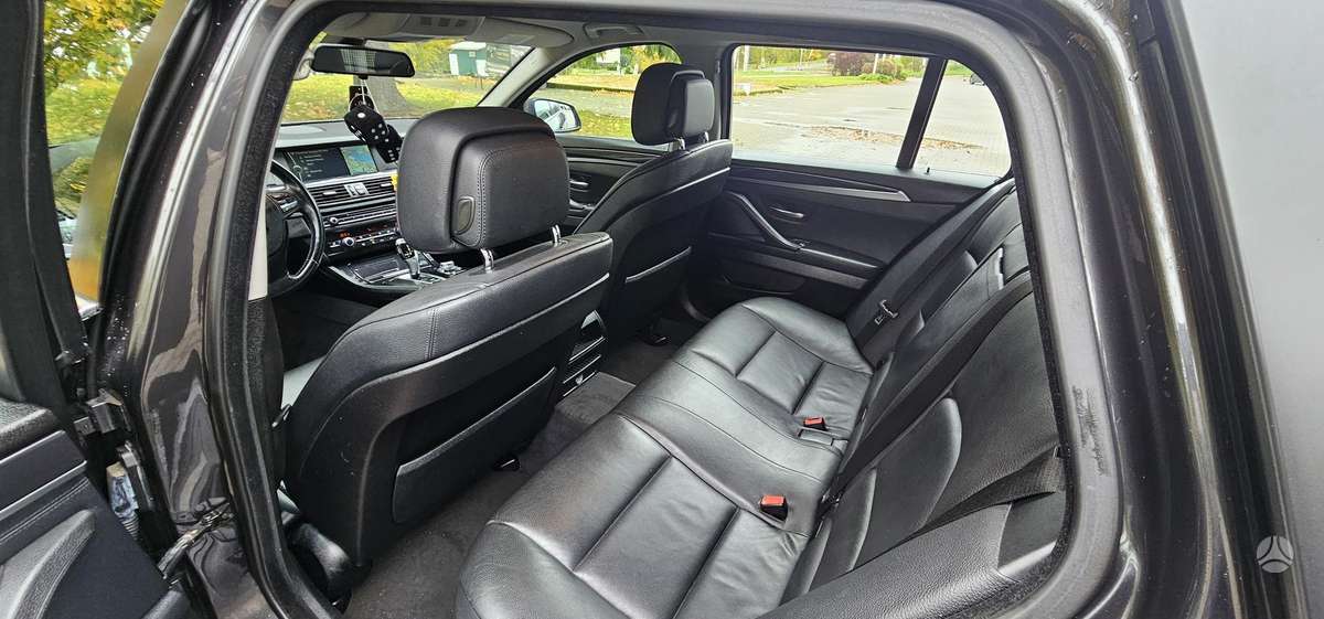BMW 520, 2.0 l., wagon
