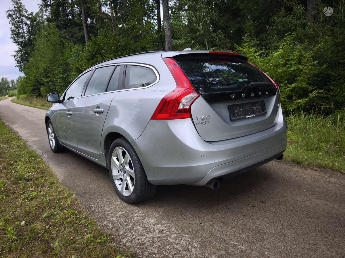 Volvo V60, 1.6 l., Универсал
