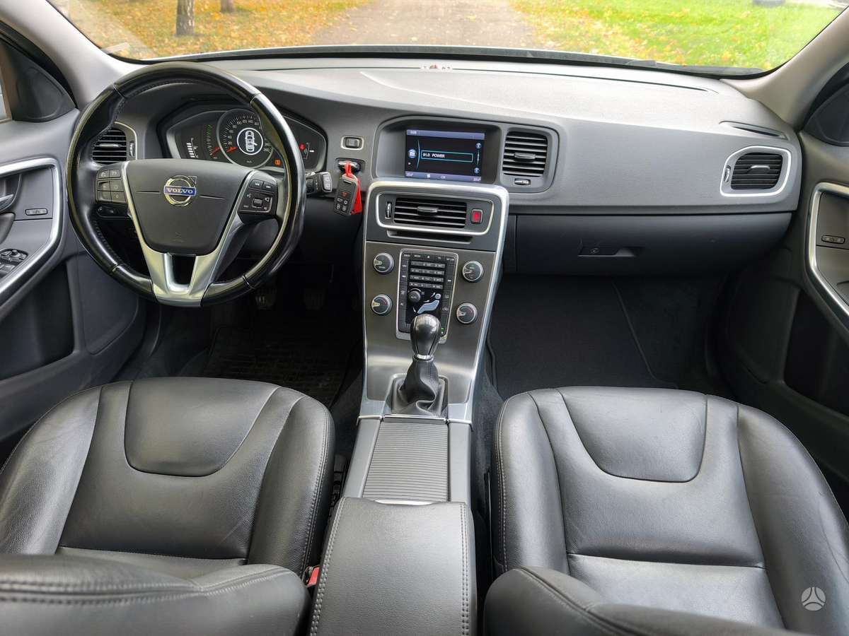 Volvo V60, 1.6 l., wagon