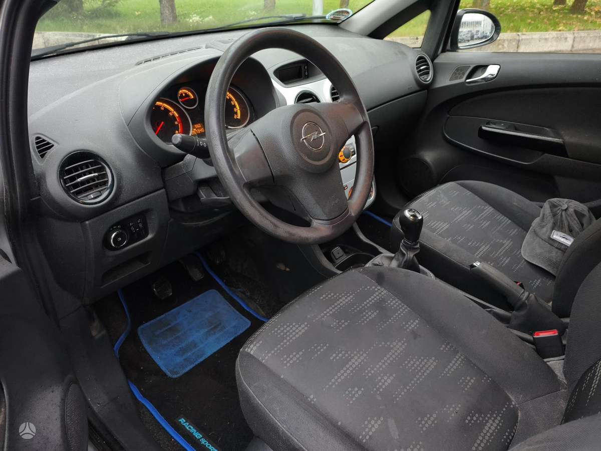 Opel Corsa, 1.2 l., hatchback