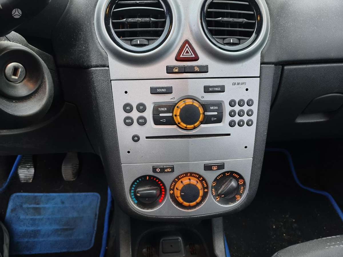 Opel Corsa, 1.2 l., Хэтчбек