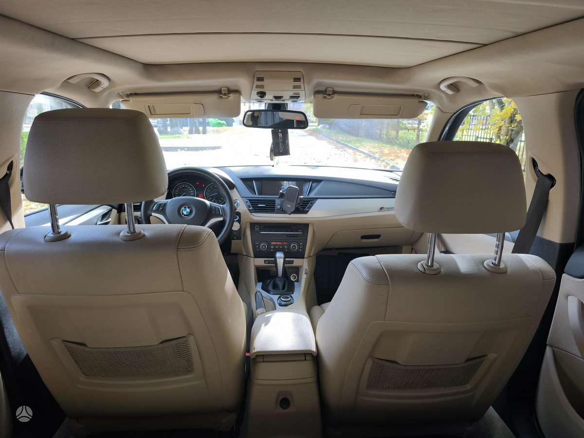 BMW X1, 3.0 l., Хэтчбек