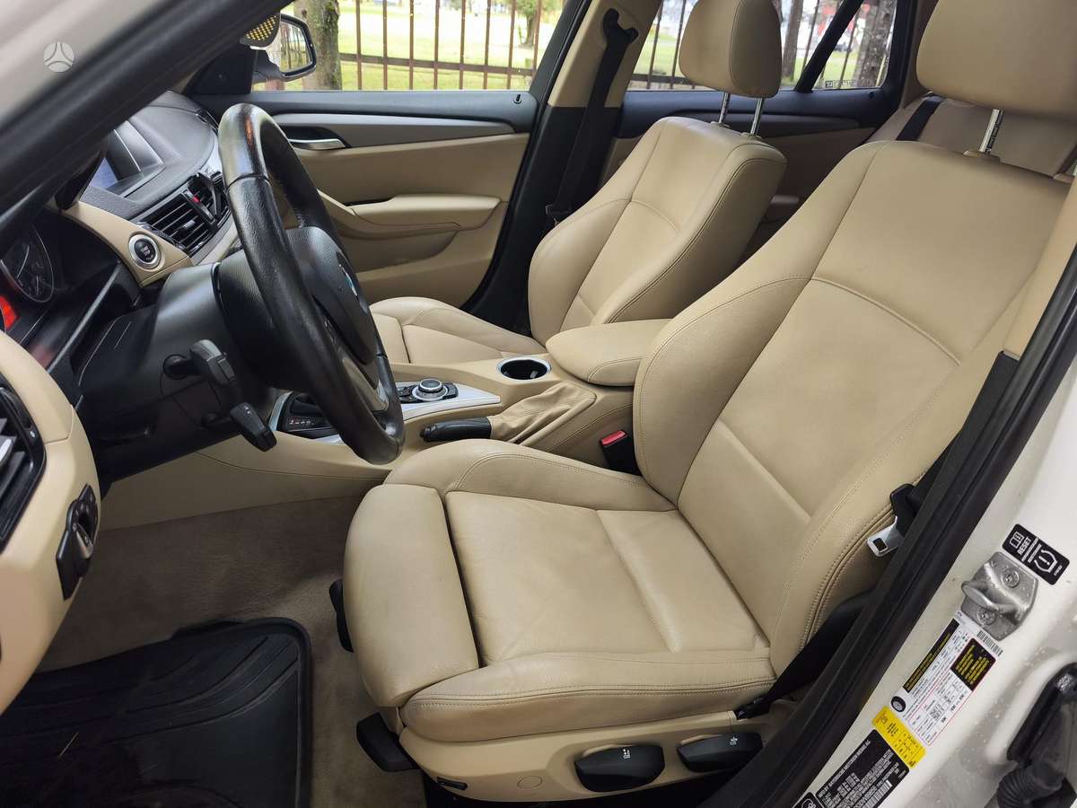 BMW X1, 3.0 l., Хэтчбек