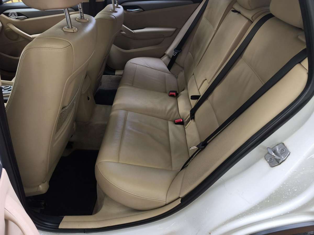 BMW X1, 3.0 l., Хэтчбек