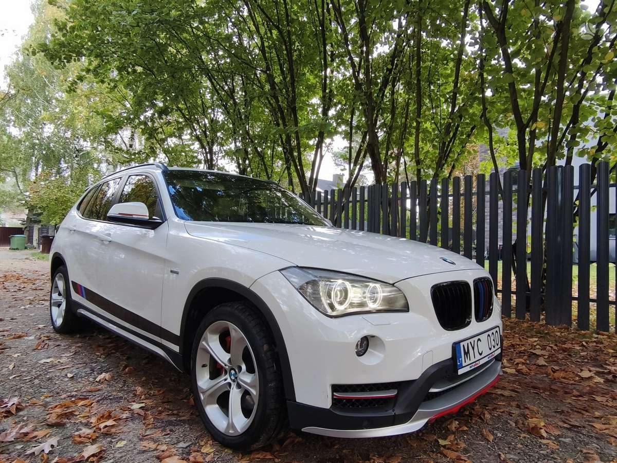 BMW X1, 3.0 l., Хэтчбек